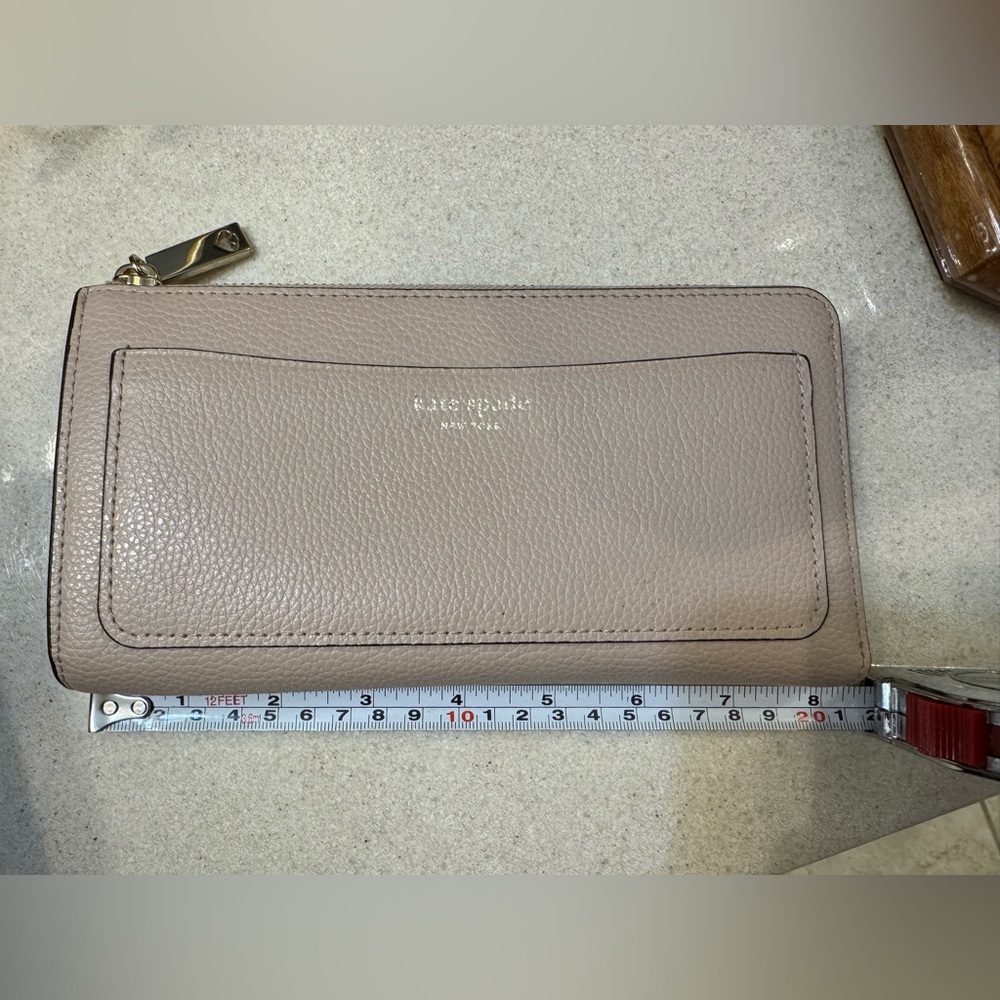 Kate Spade Taupe/Pink Leather Wallet-Like new